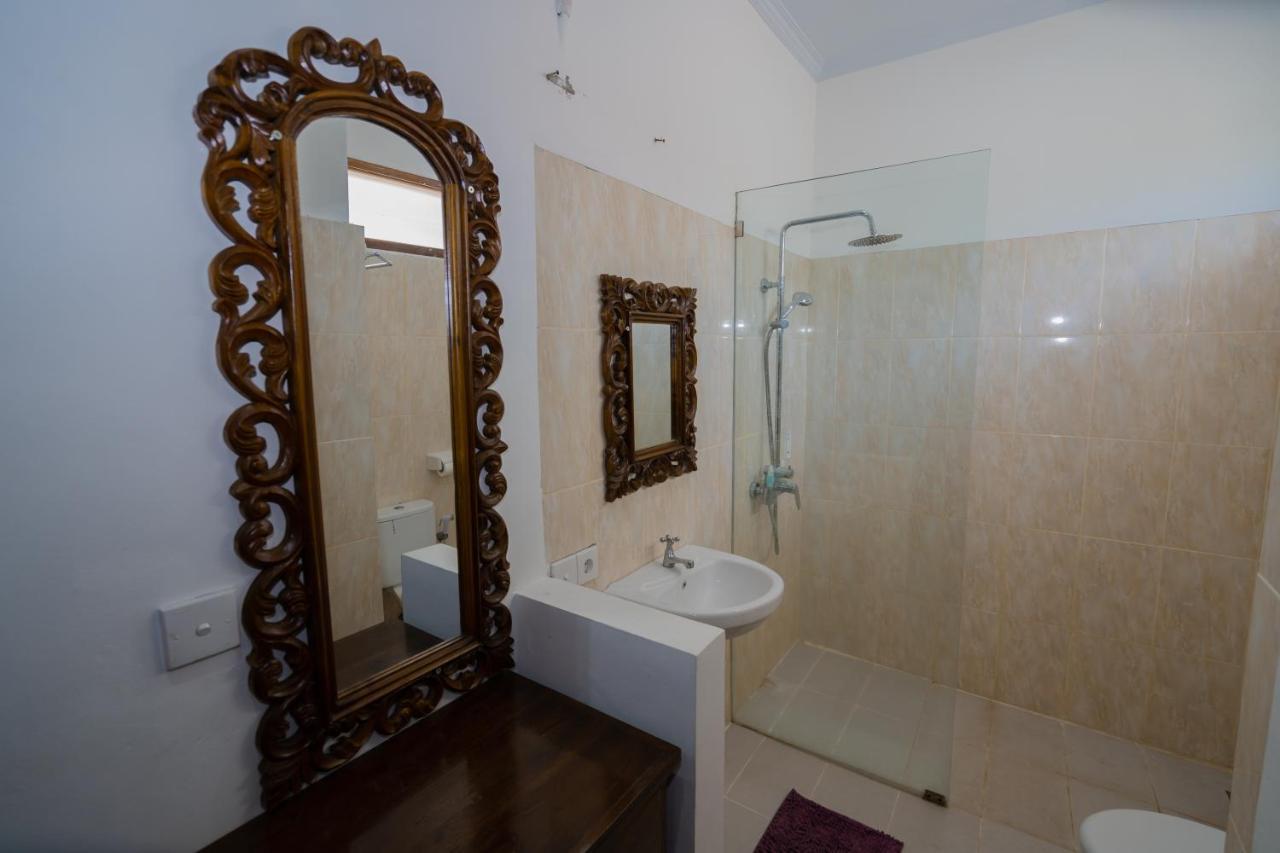 Lo Sari Bungalow Batununggul Экстерьер фото